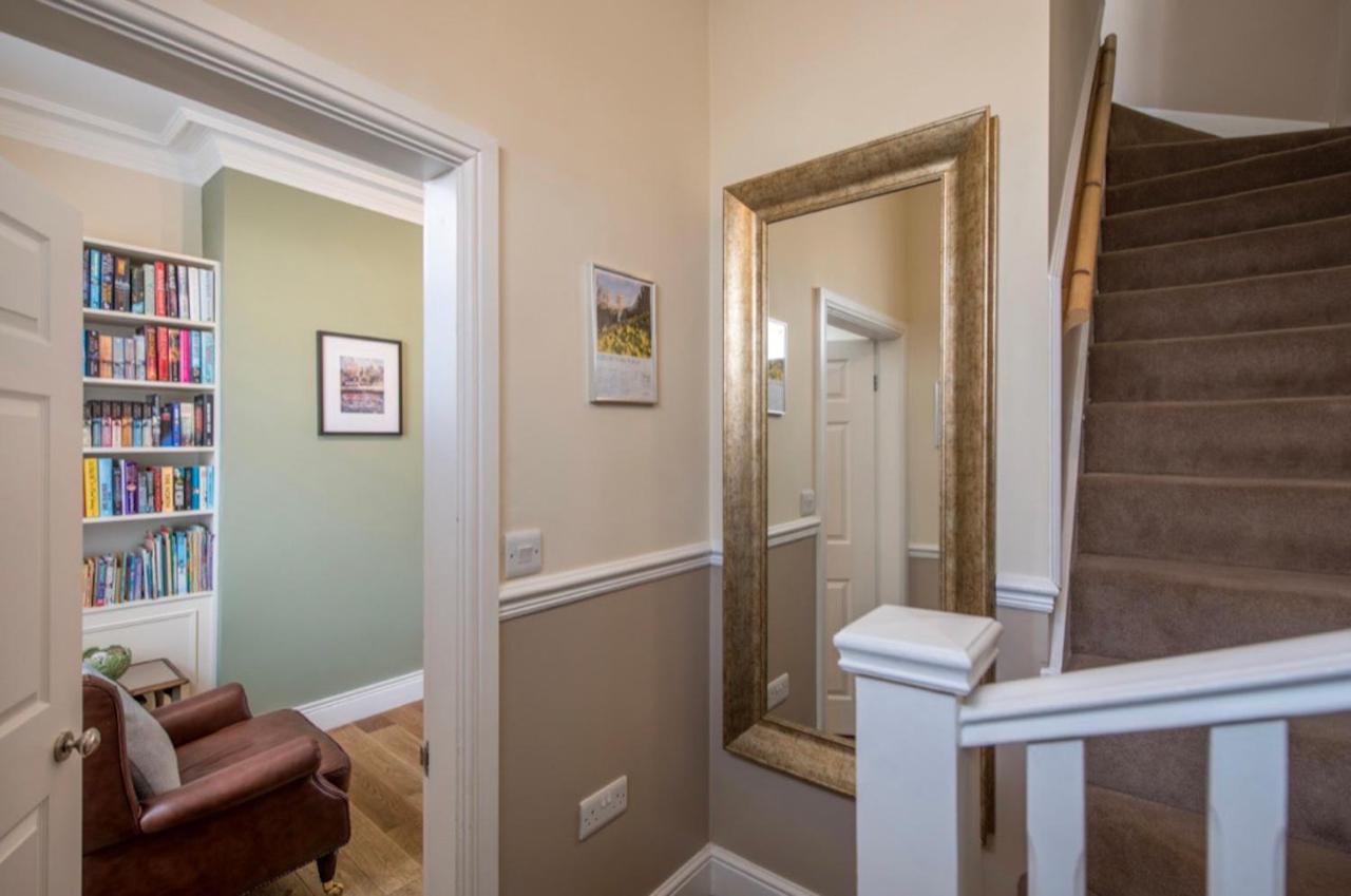 107 And 109 Nunnery Lane Holiday home